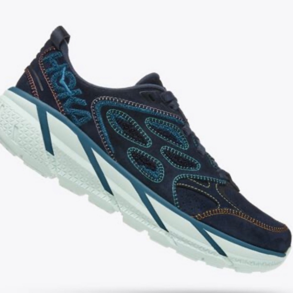 Hoka One One Clifton L Embroidery Sneakers...Size 10.5